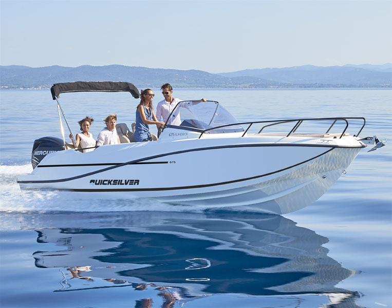 Čln Quicksilver Activ 675 Sundeck + Mercury F150
