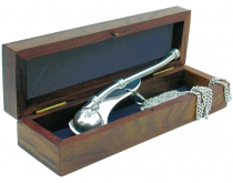 Botsmanská píšťalka v drevenej krabičke