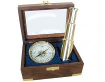 Marine-Set mit Kompass und Fernrohr