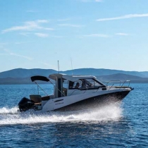 Boat Quicksilver Activ 705 Weekend + Mercury F150 XL EFI