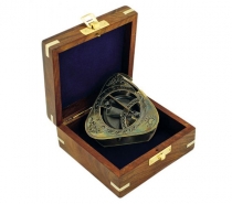 Slnečné hodiny s kompasom v krabičke 8 x 8 x 6,5 cm