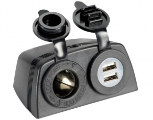 Zásuvka pro zapalovač + dvojitý USB s pouzdrem