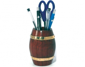 Stifthalter im Fassstil